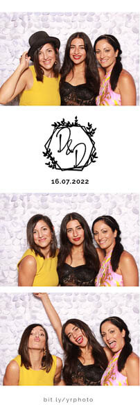 wedding photo booth strip with 3 ladies